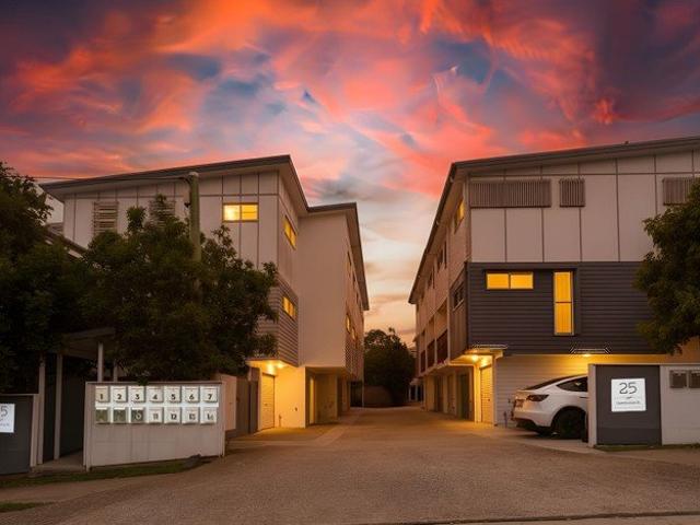 Townhouse for sale in Toombul, Queensland