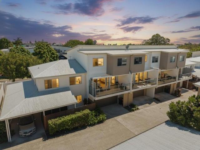 Townhouse for sale in Toombul, Queensland