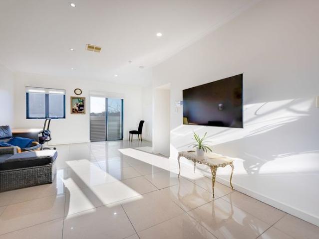 Townhouse for rent in Horseshoe Creek, South Australia