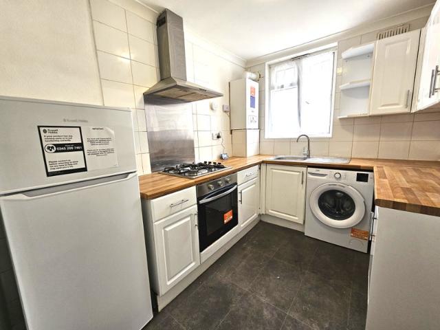 Apartment for rent in London Borough of Barking and Dagenham, Greater London
