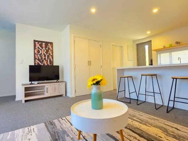 Townhouse for rent in Heathcote, Canterbury