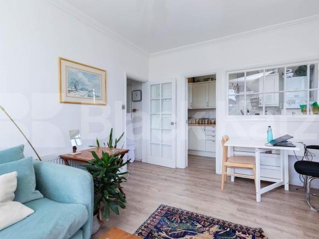 Apartment for rent in Chalk Farm, Greater London