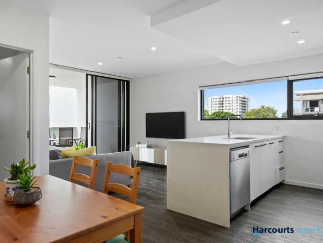 Apartment for rent in Toombul, Queensland