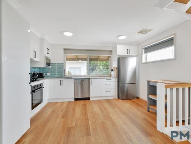 Townhouse for rent in Toombul, Queensland