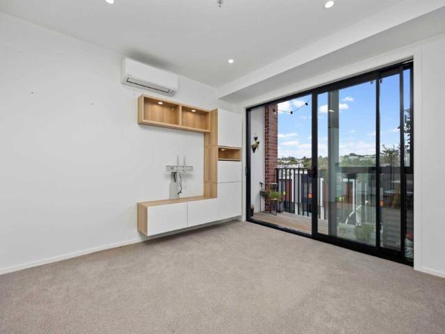 Apartment for rent in Avondale, Whau