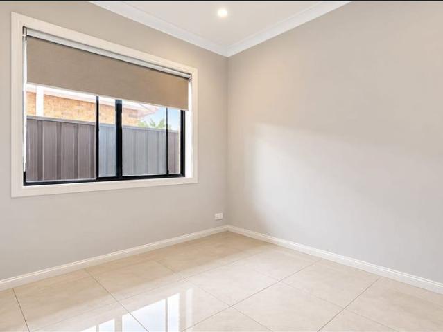 Apartment for rent in Green Valley, Sydney