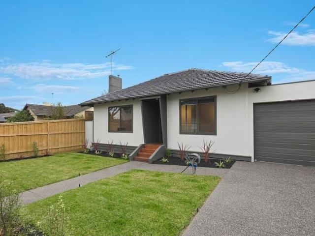 House for rent in Heidelberg Heights, Melbourne