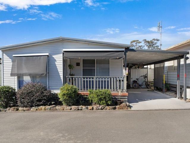 Apartment for sale in Chain Valley Bay, New South Wales