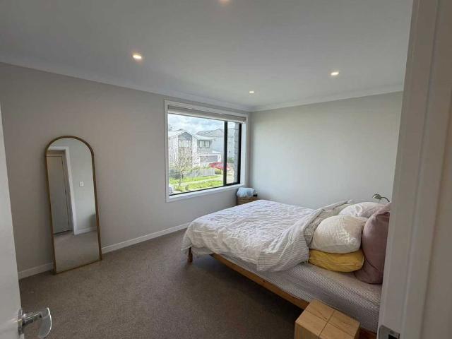 Townhouse for rent in Whenuapai Village, Upper Harbour
