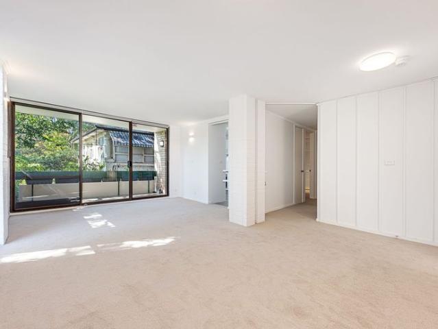 Apartment for rent in Lower North Shore, Sydney