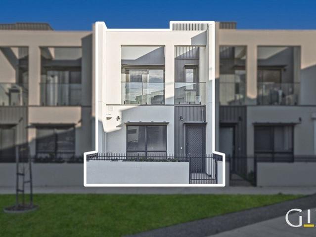 Townhouse for sale in Camerons Creek, Victoria