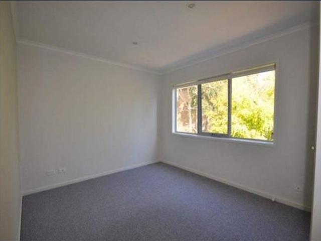 Townhouse for rent in Camerons Creek, Victoria
