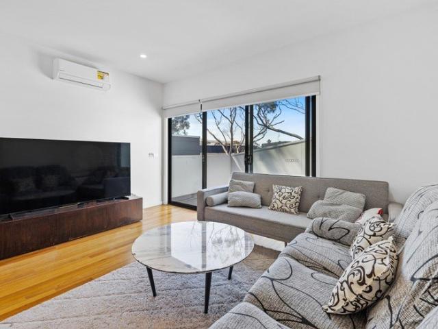 House for sale in Mornington, Melbourne