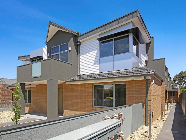 House for rent in Fairfield, Melbourne