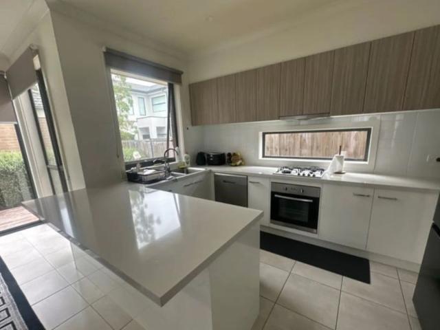 Townhouse for rent in Camerons Creek, Victoria