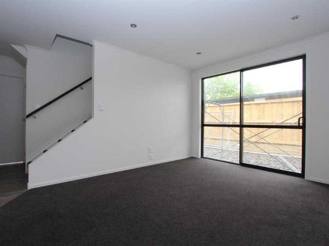 Townhouse for rent in Frankton, Hamilton City