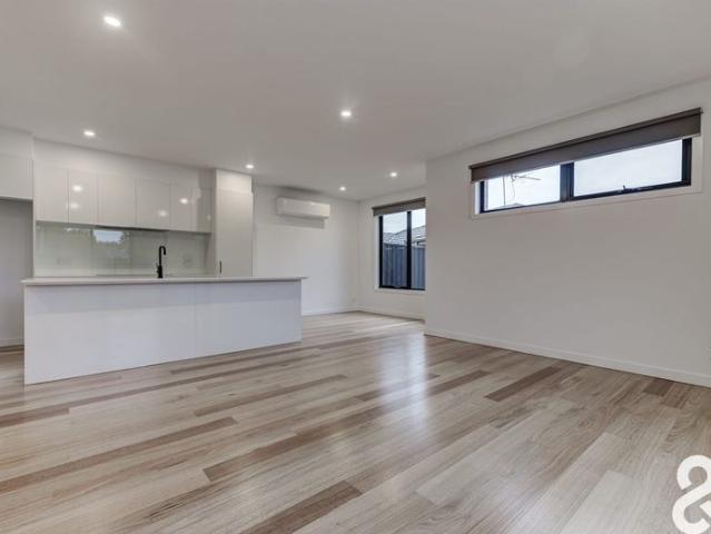 Townhouse for rent in Camerons Creek, Victoria