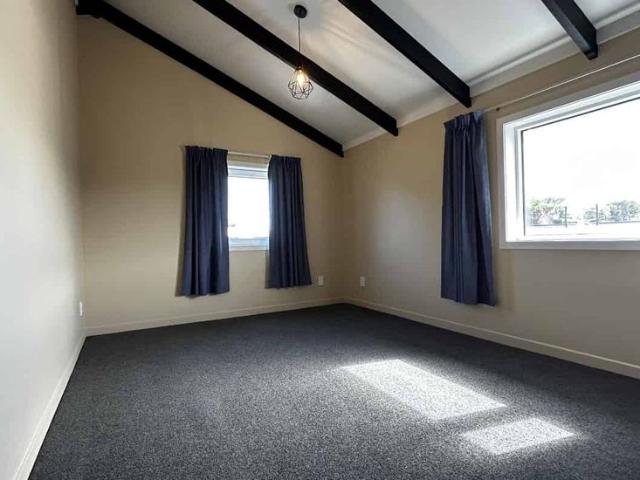 Apartment for rent in Heathcote, Canterbury