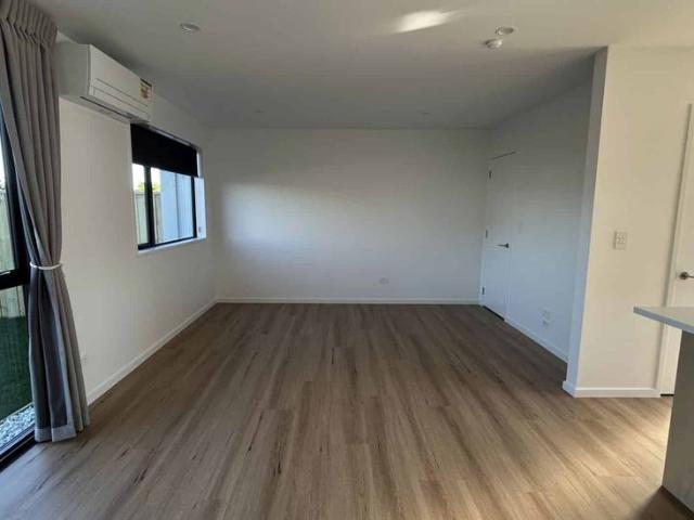 Townhouse for rent in Rolleston, Canterbury