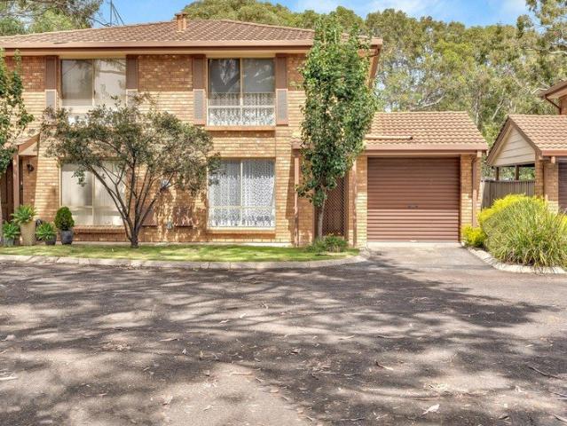 Townhouse for rent in Horseshoe Creek, South Australia