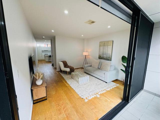 Townhouse for rent in Horseshoe Creek, South Australia