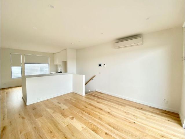 Townhouse for rent in Camerons Creek, Victoria