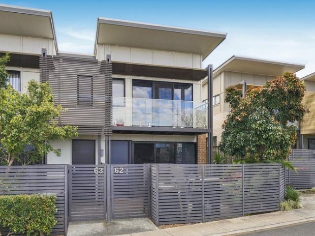 Townhouse for rent in Southgate Corporate Park, Greater Brisbane