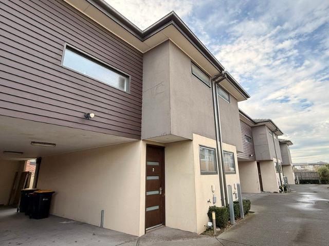 Townhouse for rent in Camerons Creek, Victoria