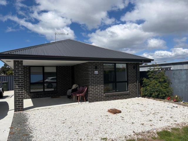 Apartment for rent in East Devonport, Devonport
