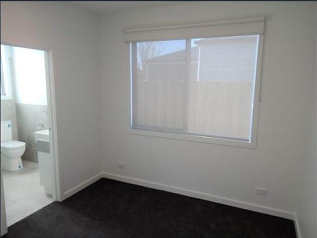 Apartment for rent in Bell Park, Geelong