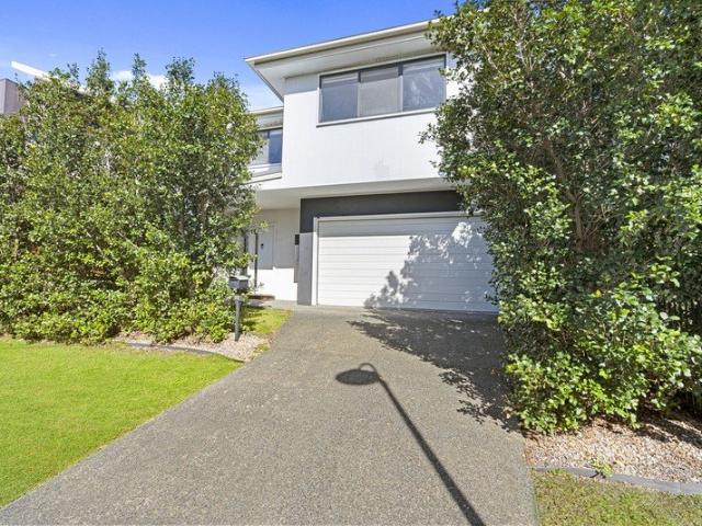 House for sale in Fernbrook, Queensland