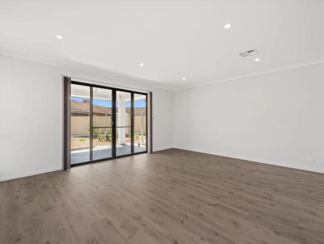 House for rent in Morphett Vale, Adelaide