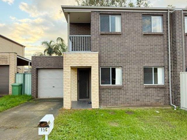 Townhouse for rent in Horseshoe Creek, South Australia
