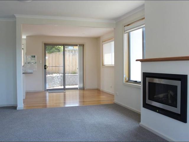 Townhouse for rent in Hobart, Tasmania