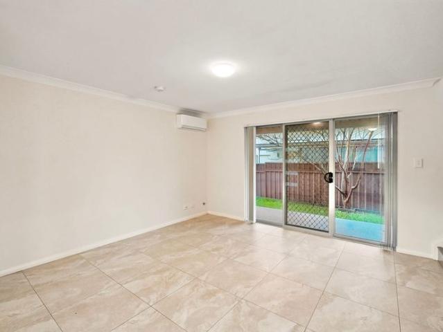 Townhouse for rent in Sydney, New South Wales