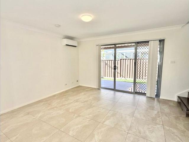 Townhouse for rent in Sydney, New South Wales