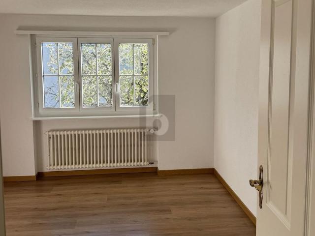 Haus mieten in Niederdorf, Bezirk Waldenburg