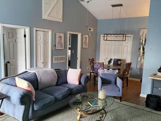 Room for rent in Union City, Georgia