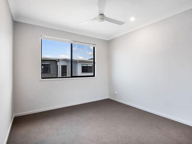 Townhouse for rent in Toombul, Queensland