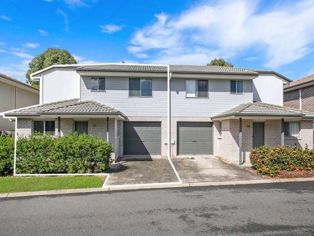 Townhouse for rent in Toombul, Queensland