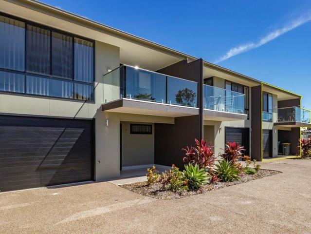 Townhouse for rent in Great Sandy Strait, Queensland