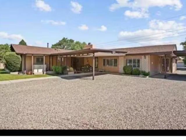 Condo for rent in Albuquerque
