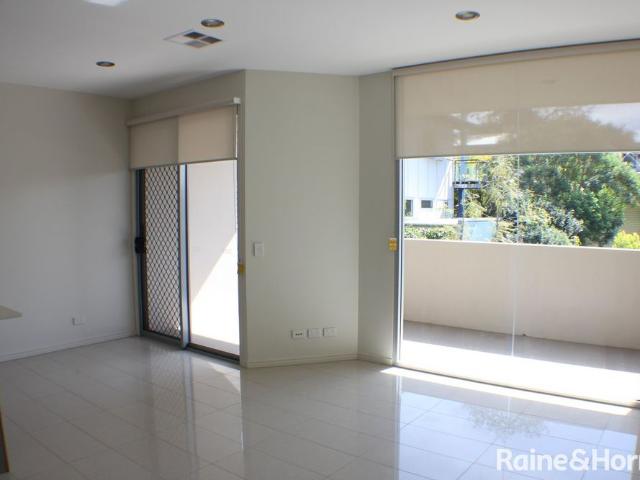 Apartment for rent in St Lucia, Greater Brisbane