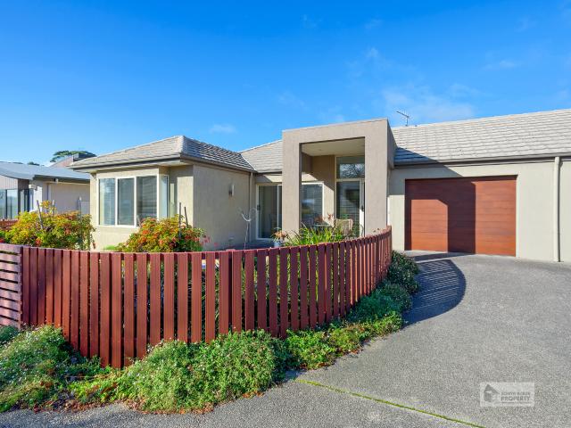 Apartment for sale in Wynyard, Tasmania