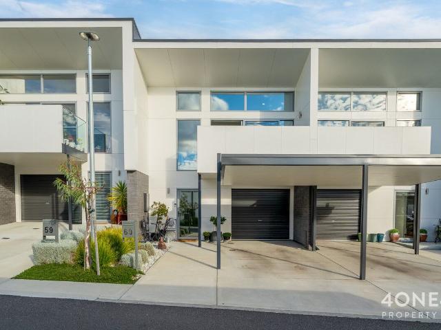 Villa for sale in Claremont