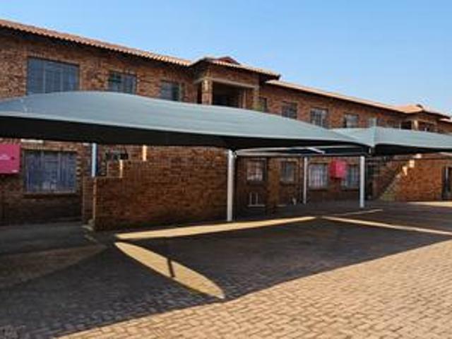 Townhouse for sale in Ekurhuleni, Gauteng