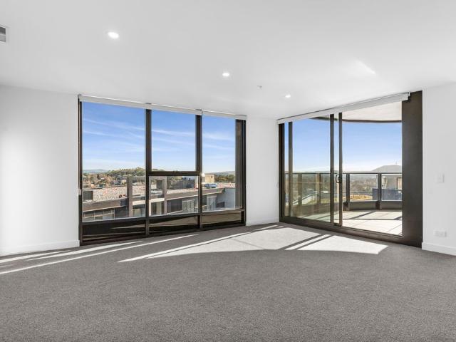 Apartment for rent in Phillip, District of Woden Valley