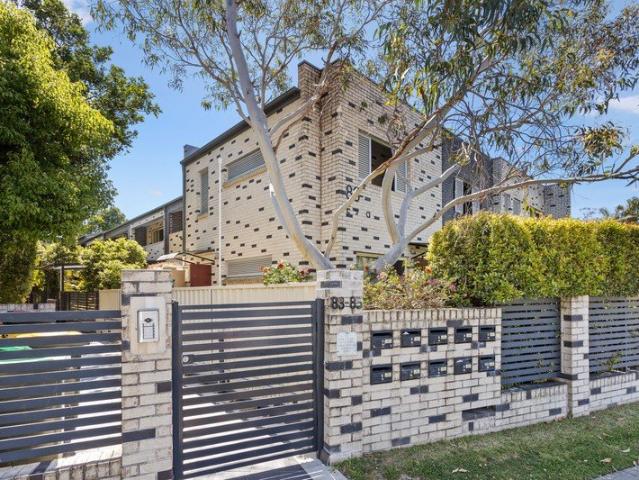 Townhouse for sale in Sutherland, New South Wales