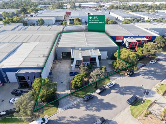 Warehouse for rent in Camerons Creek, Victoria