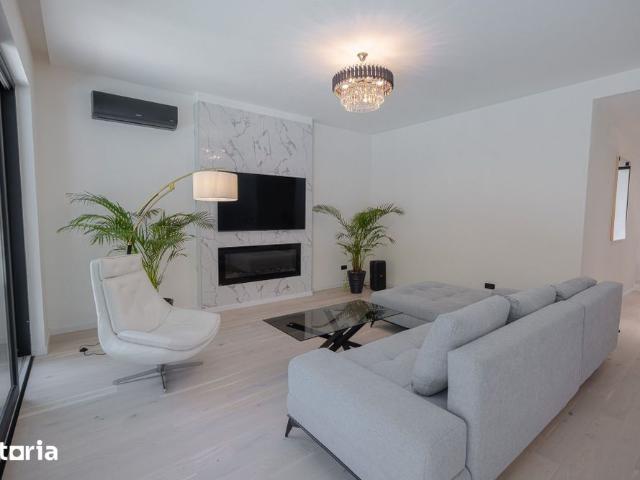 Casă închirieri în New Point Residence, Voluntari